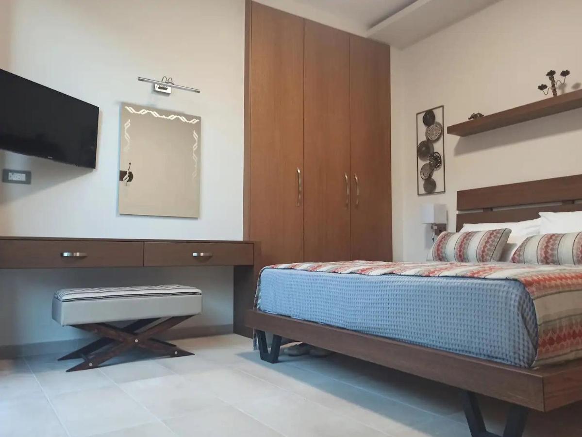 King Crimson Luxury Apartments Marathokefala ภายนอก รูปภาพ